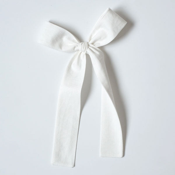 Lili // Vintage White