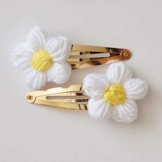 Hairclip // Daisy Gold