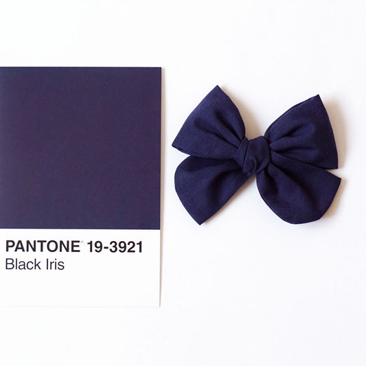 Classic // Black Iris