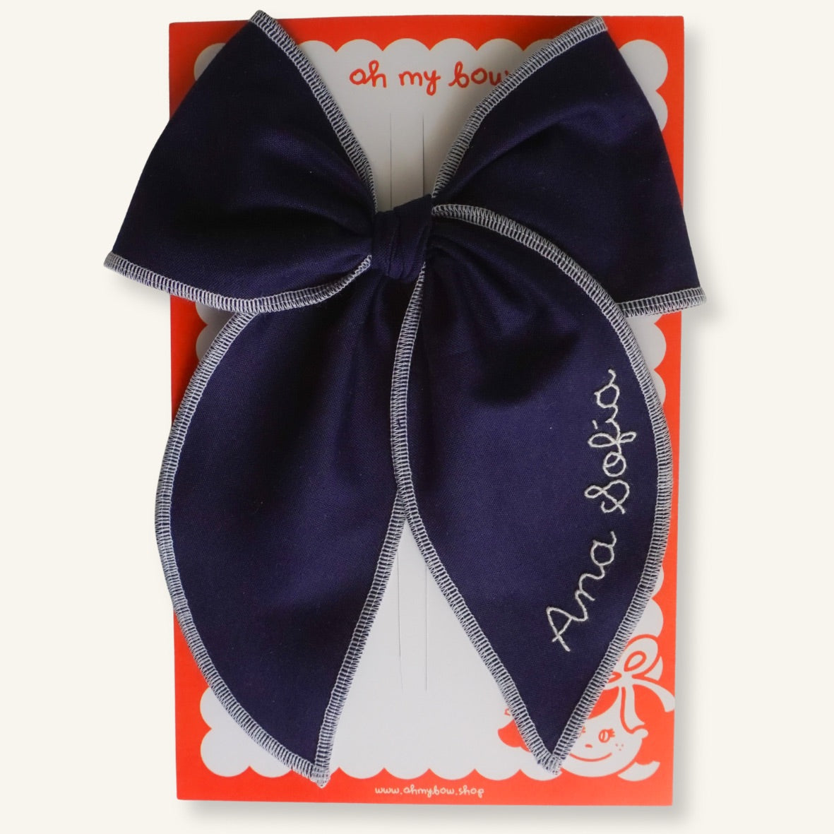 Marie Bordado // Navy and White