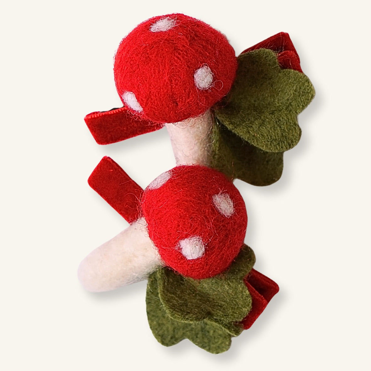 Hairclip // Mushroom