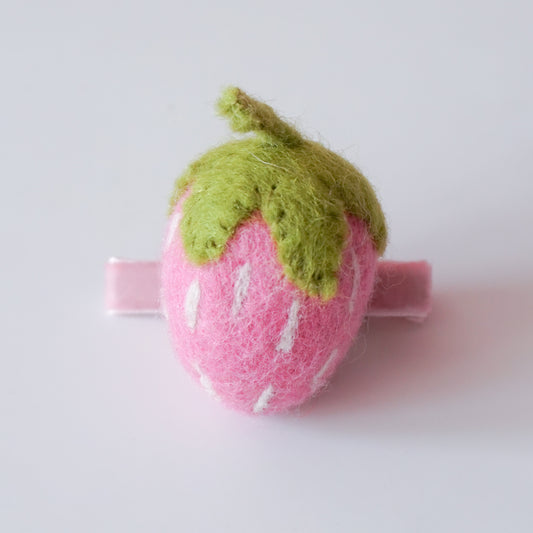 Hairclip // Strawberry